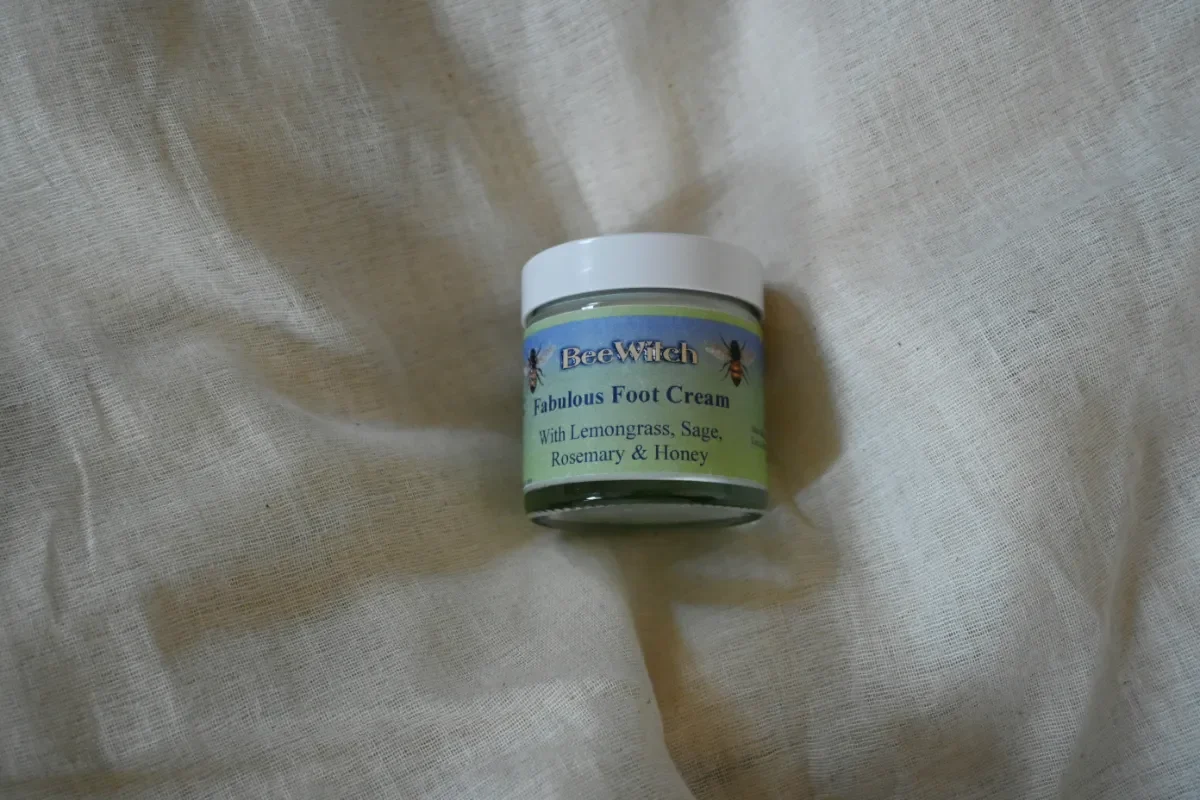 Handmade Beewitch Fabulous Foot Cream